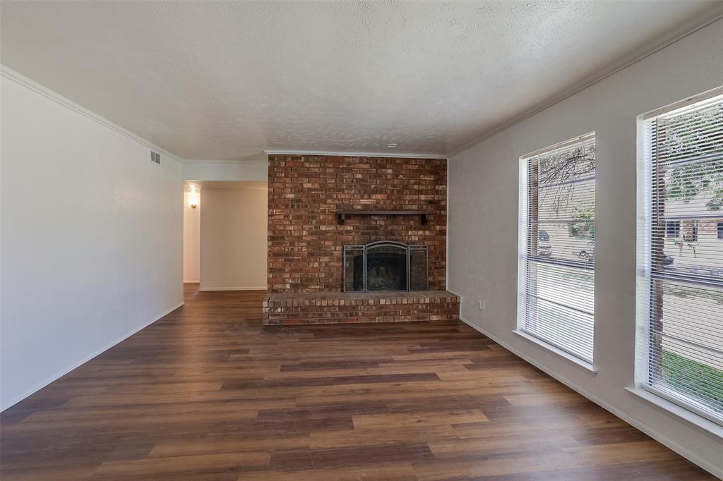 2617 Roman Way Property Photo 4