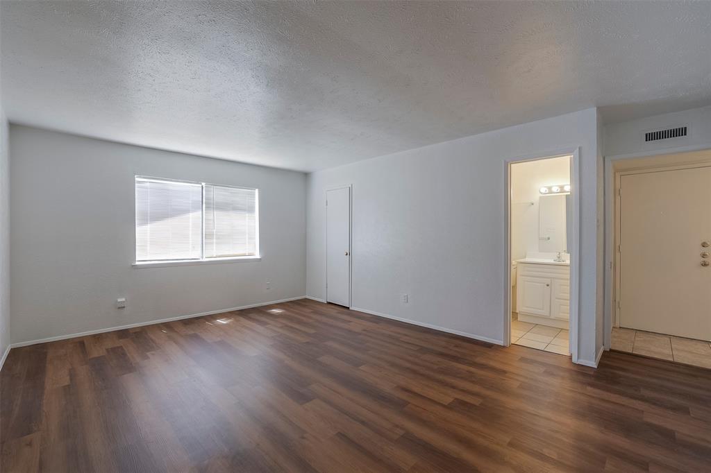 2617 Roman Way Property Photo 10