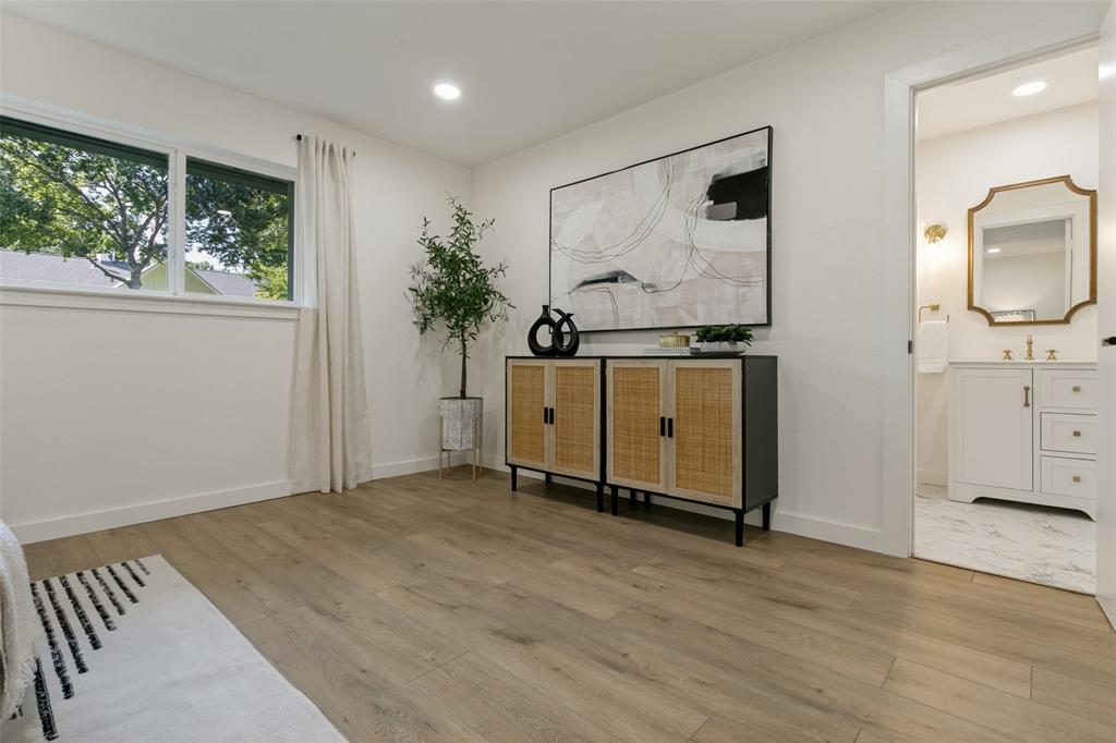 8031 Moss Meadows Drive Property Photo 20