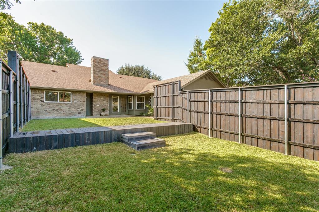 8031 Moss Meadows Drive Property Photo 24