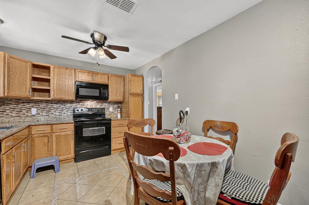 3532 Edgebrook Drive Property Photo 13