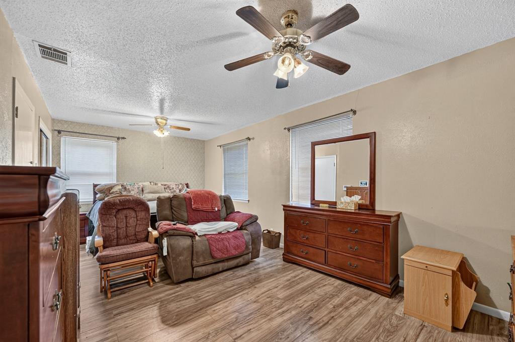 3532 Edgebrook Drive Property Photo 15