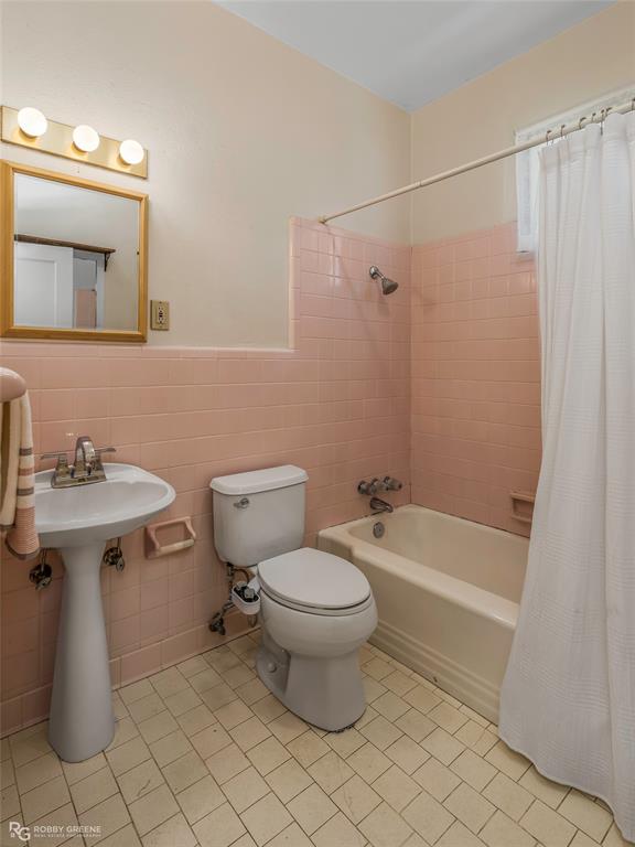 830 Stephenson Street Property Photo 26