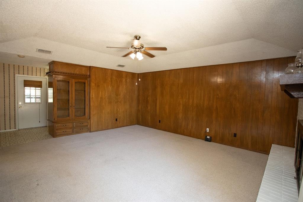 1202 Randy Drive Drive Property Photo 3