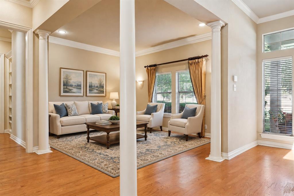 27 Oak Forrest Circle Property Photo 4