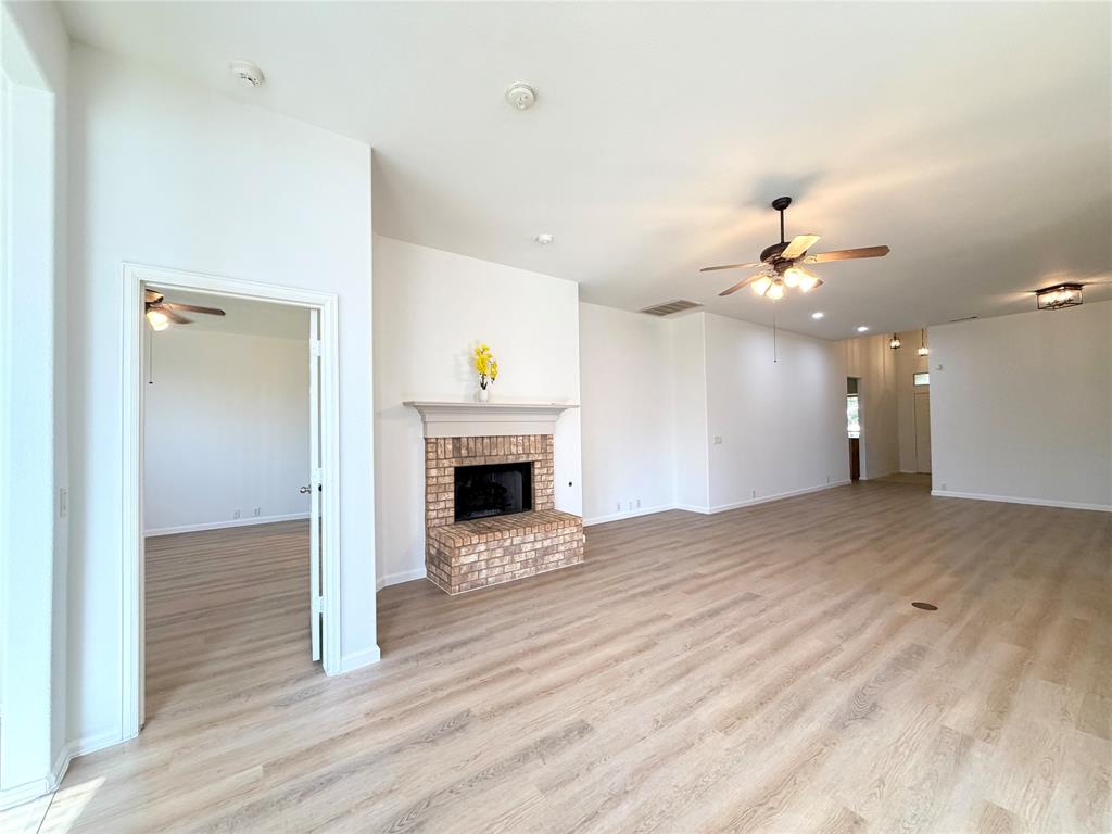 2811 Barco Property Photo 8