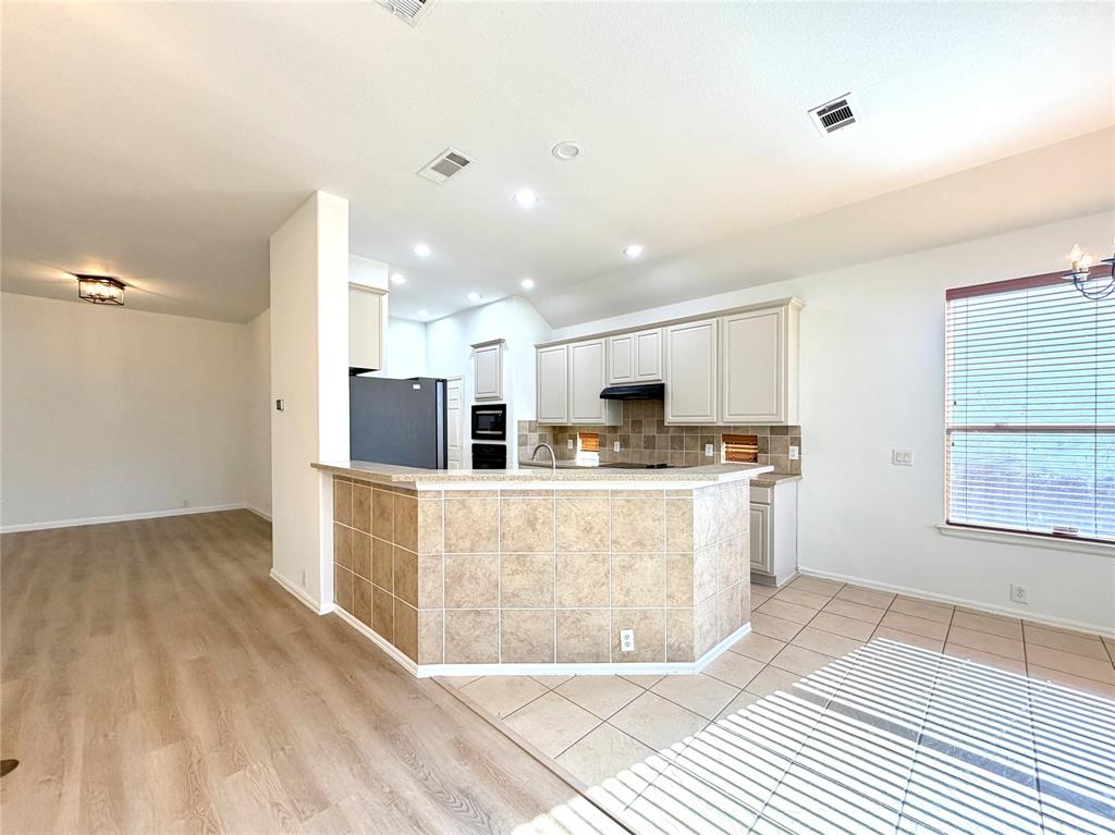 2811 Barco Property Photo 11