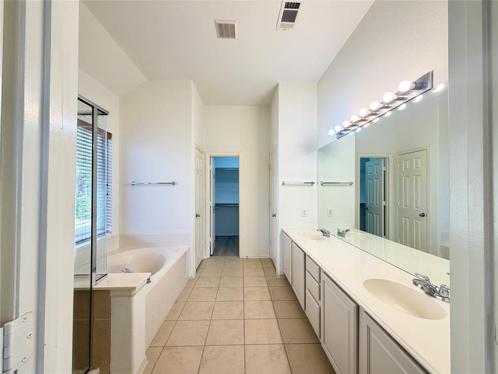 2811 Barco Property Photo 24