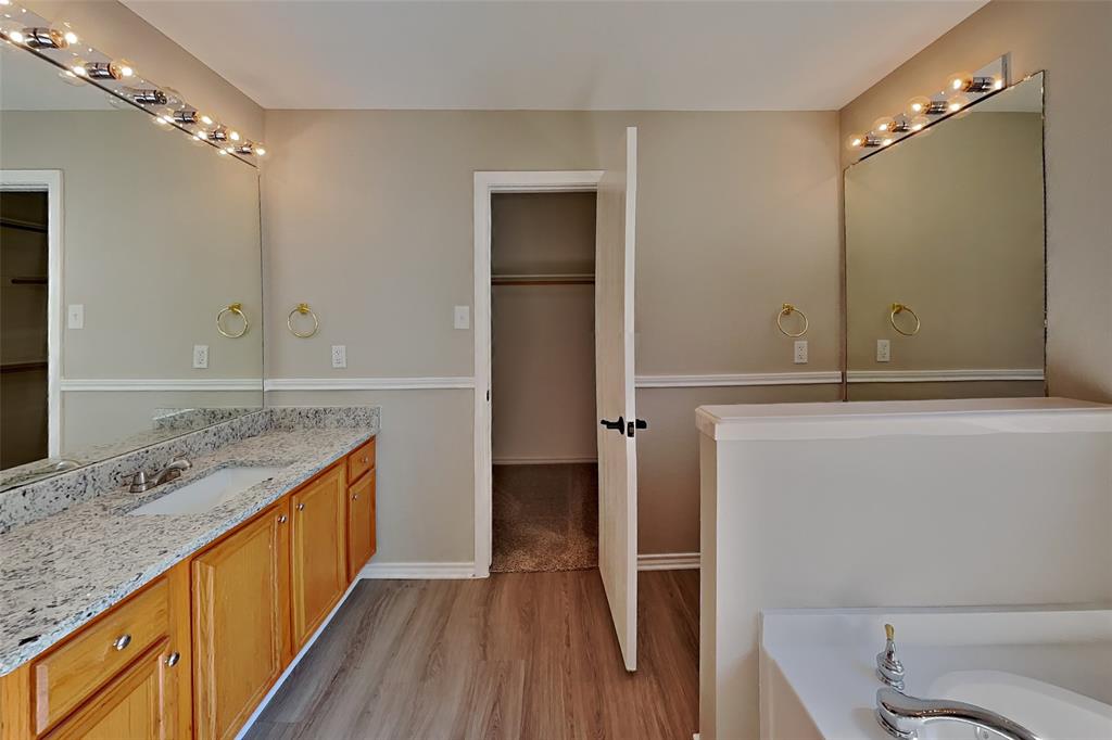 3205 Muleshoe Lane Property Photo 11