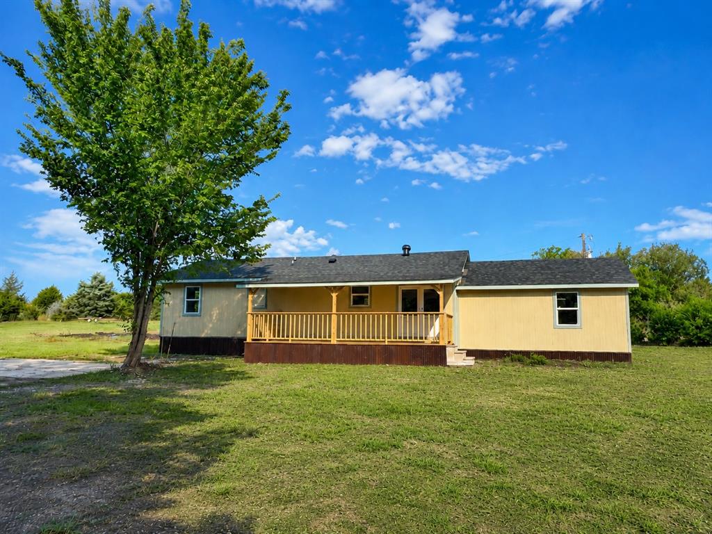 8275 Bay Drive Property Photo 1