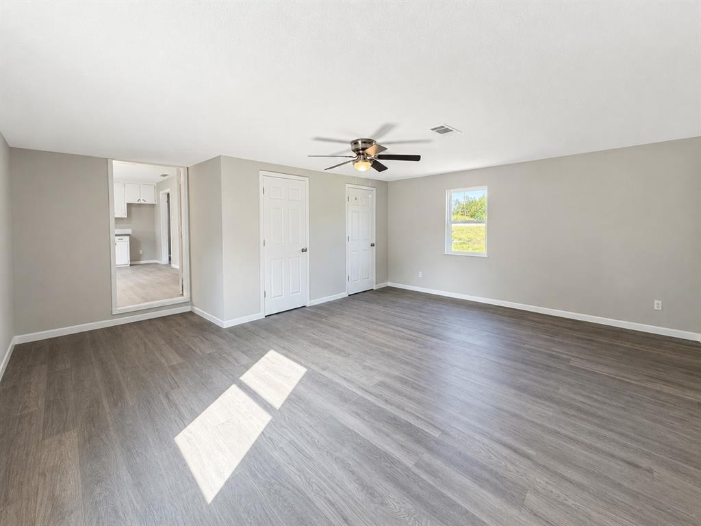 8275 Bay Drive Property Photo 10