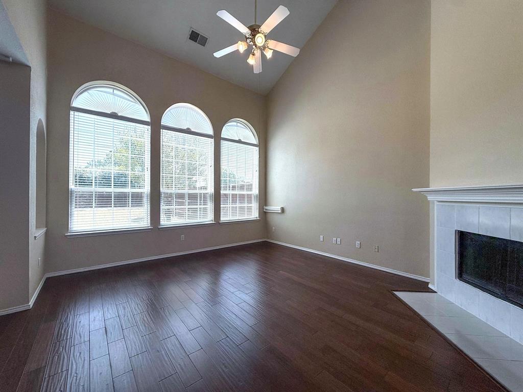 1616 Endicott Drive Property Photo 12