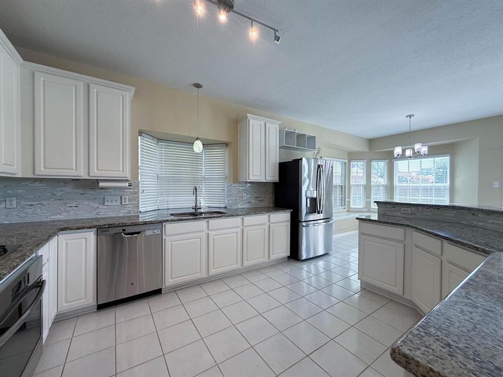 1616 Endicott Drive Property Photo 16