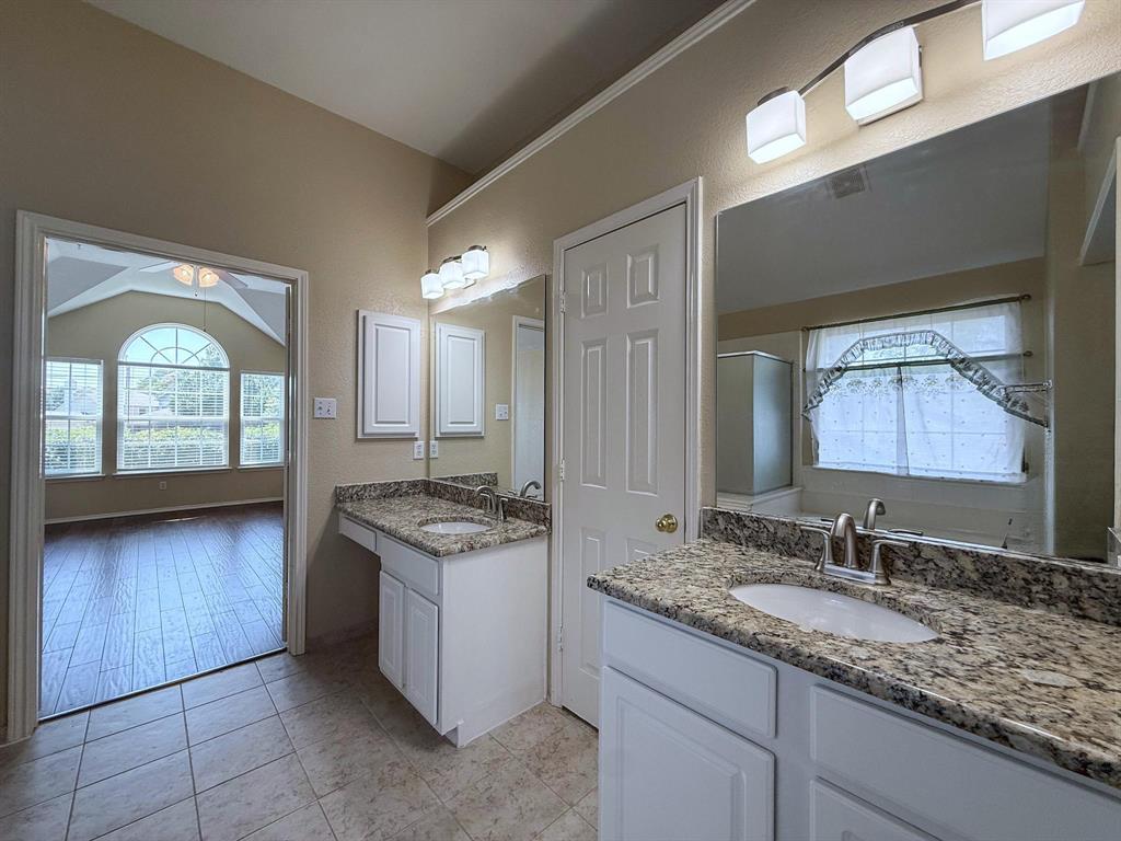 1616 Endicott Drive Property Photo 28