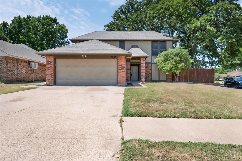 5600 Fox Hunt Drive Property Photo 4