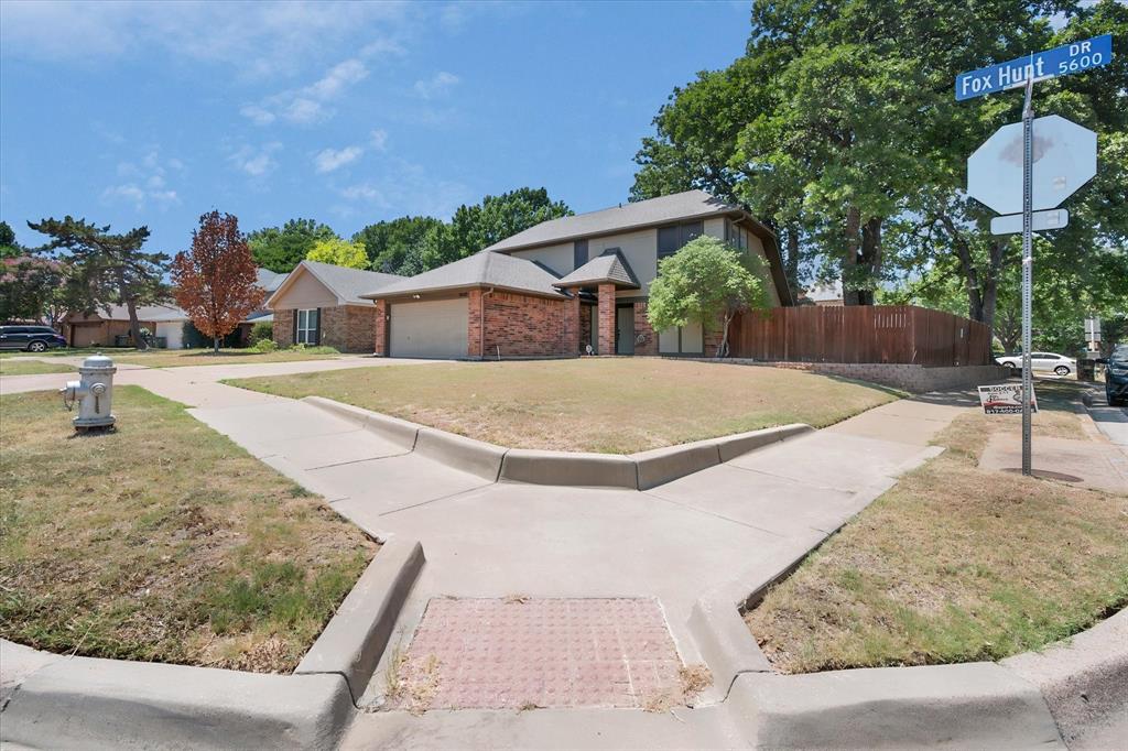 5600 Fox Hunt Drive Property Photo 6