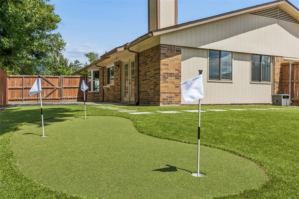 3109 Fairgate Drive Property Photo 2