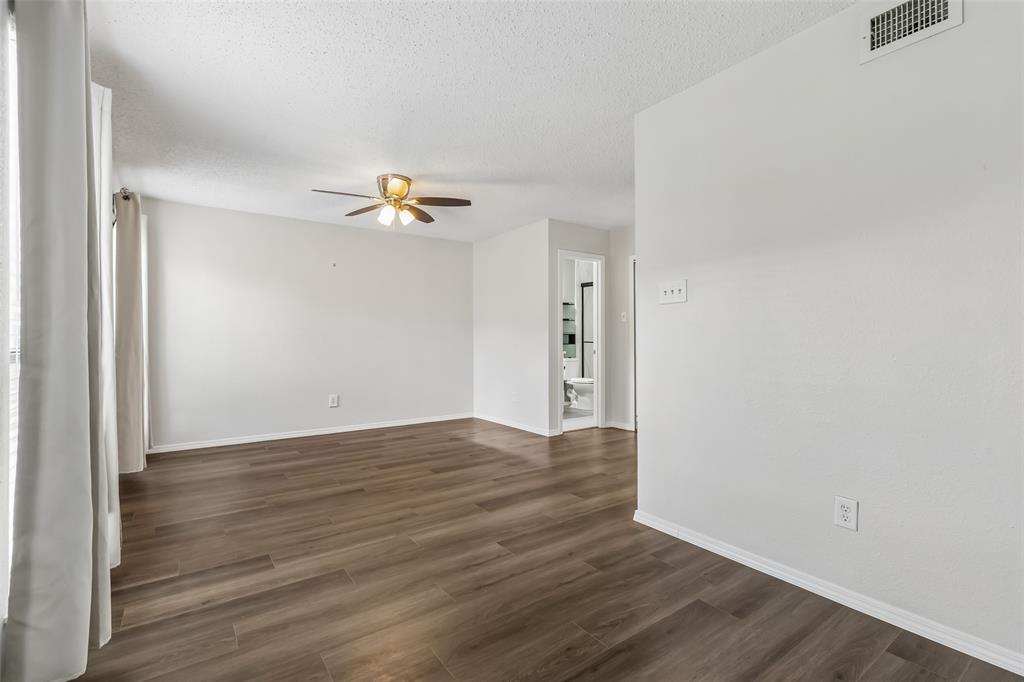 3109 Fairgate Drive Property Photo 13