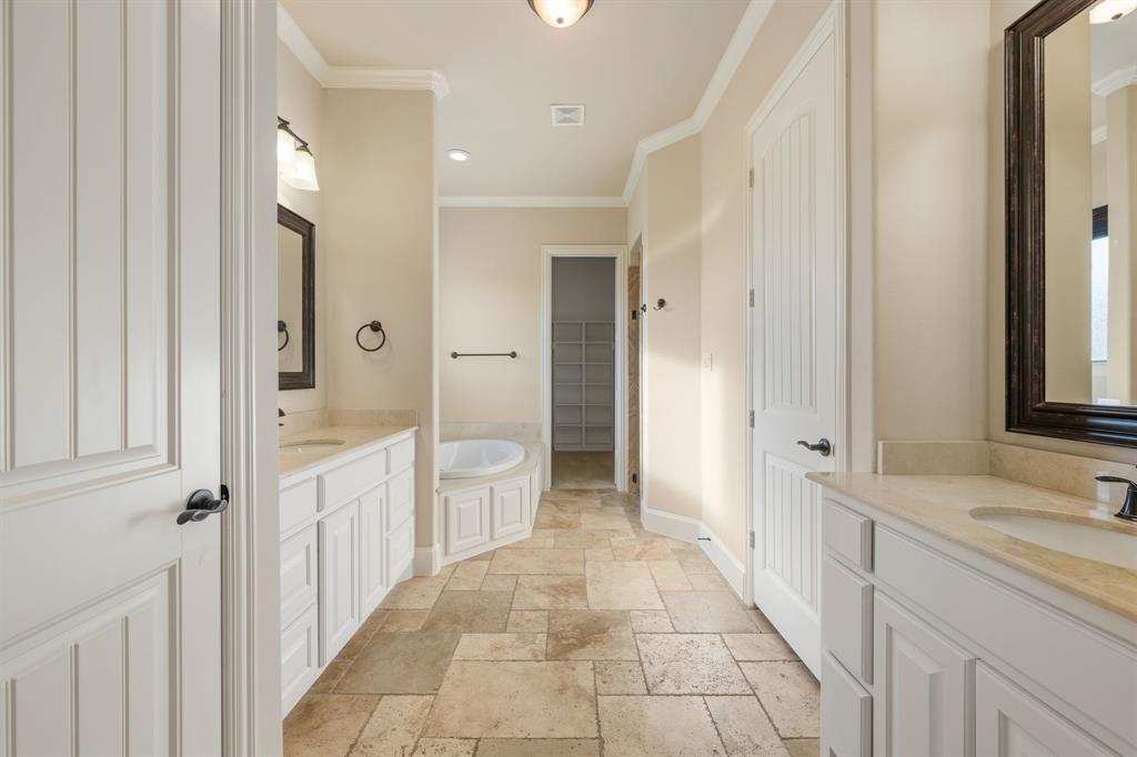 5001 White Pine Drive Property Photo 18