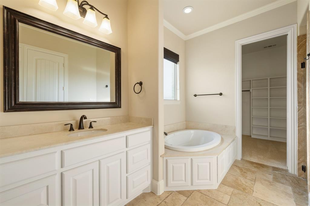 5001 White Pine Drive Property Photo 20