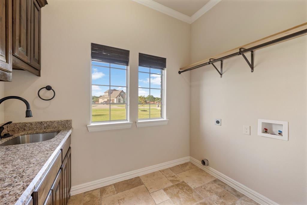 5001 White Pine Drive Property Photo 28