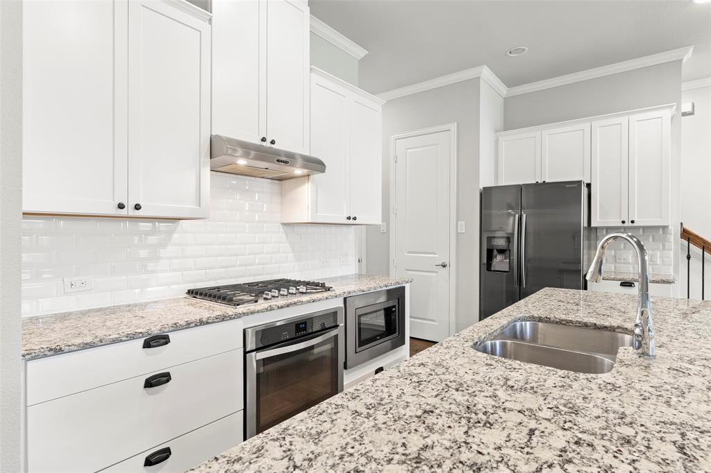 8169 Snapdragon Way Property Photo 10