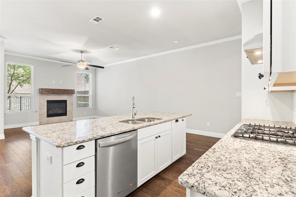 8169 Snapdragon Way Property Photo 11