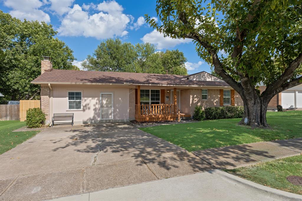 808 Jackson Street Property Photo 2