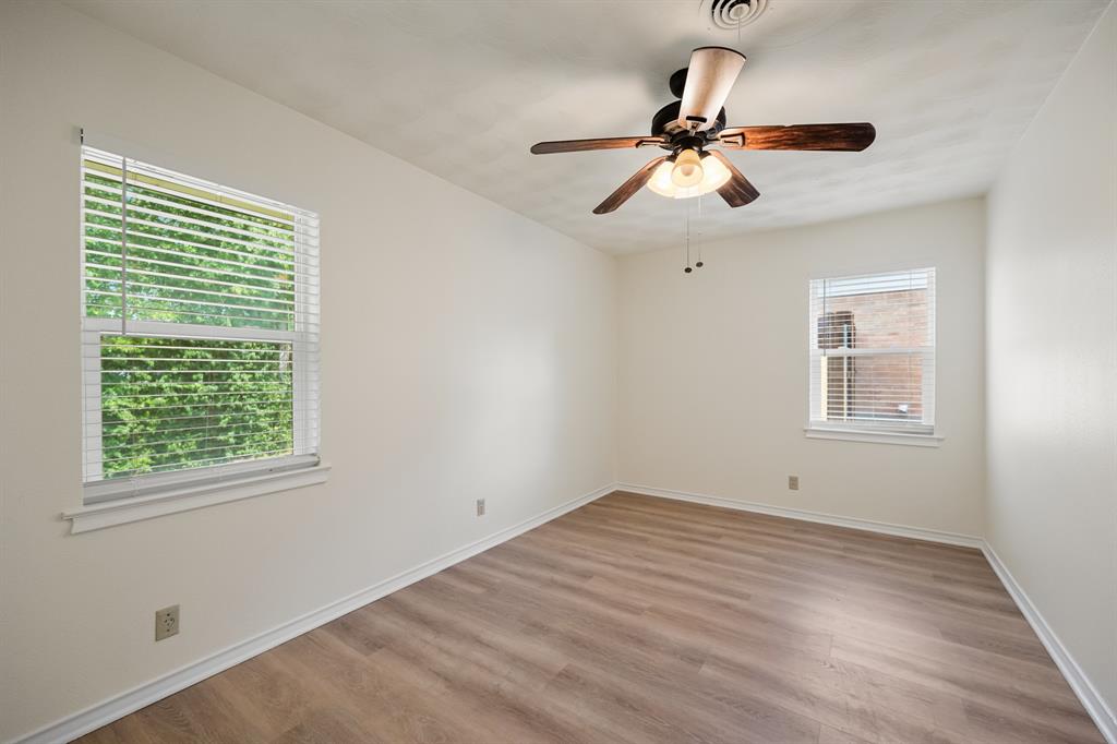 808 Jackson Street Property Photo 8
