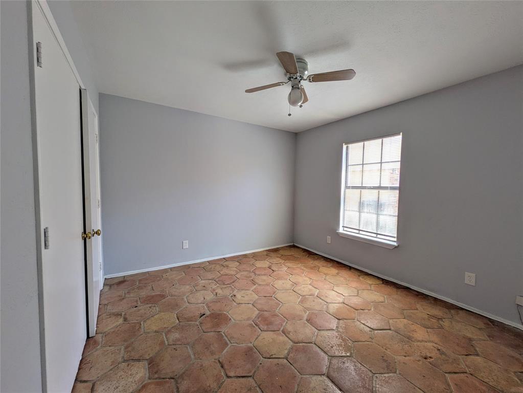 2301 Villanova Street Property Photo 18