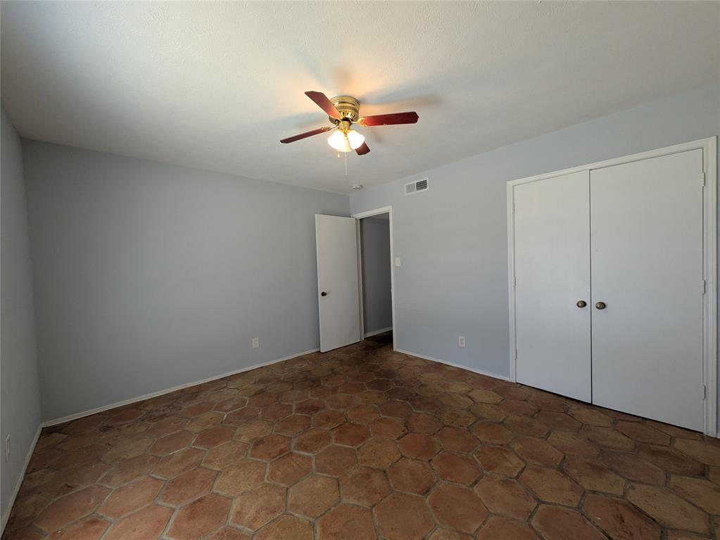 2301 Villanova Street Property Photo 22