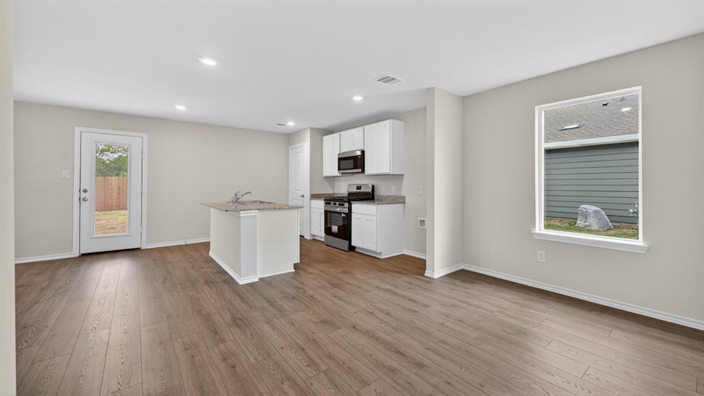 3302 Twilight Trail Property Photo 5