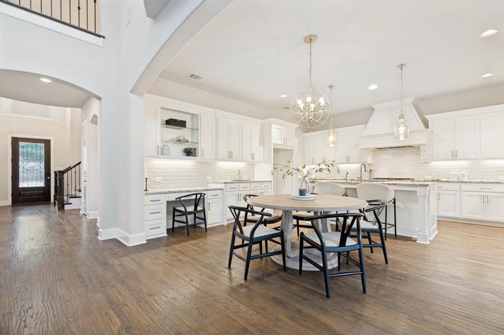 6220 Crystal Cove Court Property Photo 1