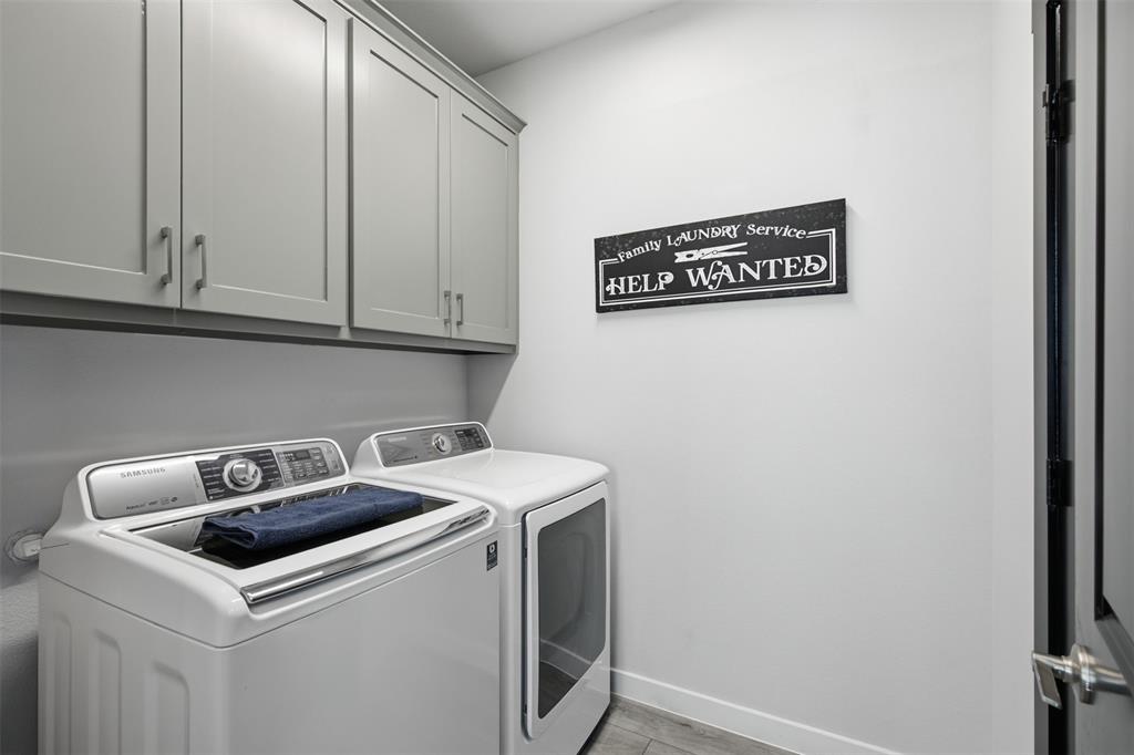 3721 Pine Leaf Lane Property Photo 21