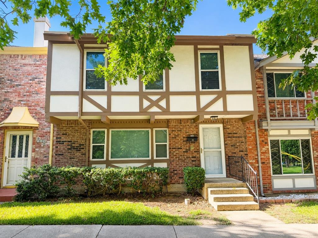 368 Westview Terrace Property Photo 1