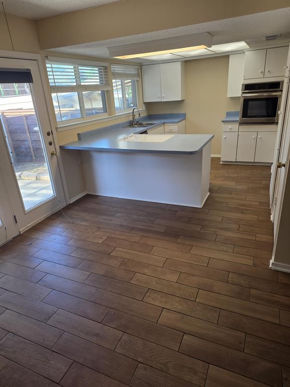 368 Westview Terrace Property Photo 4