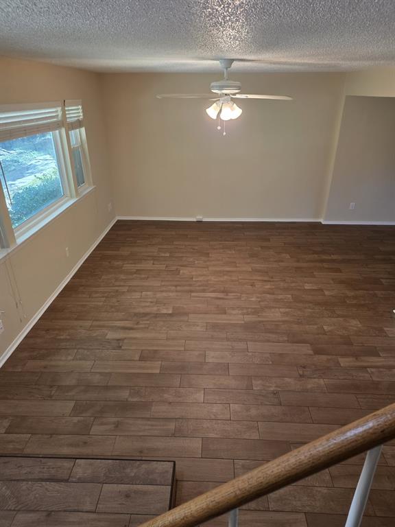 368 Westview Terrace Property Photo 8