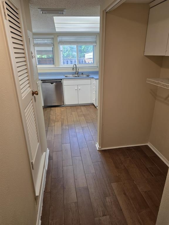 368 Westview Terrace Property Photo 10