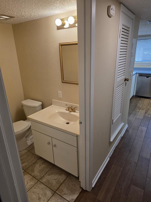 368 Westview Terrace Property Photo 14