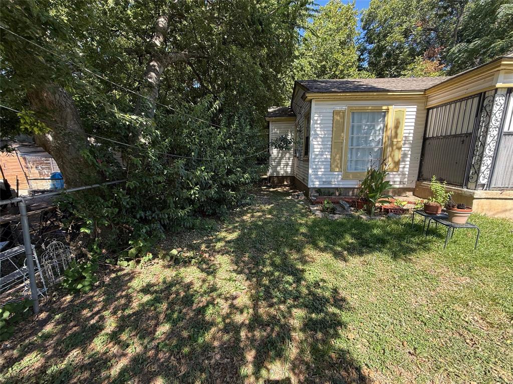 309 N 16th Street Property Photo 9