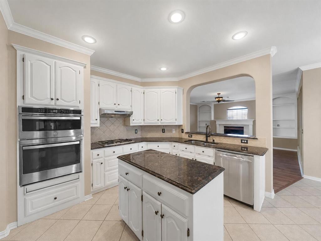 7113 Fieldstone Drive Property Photo 10