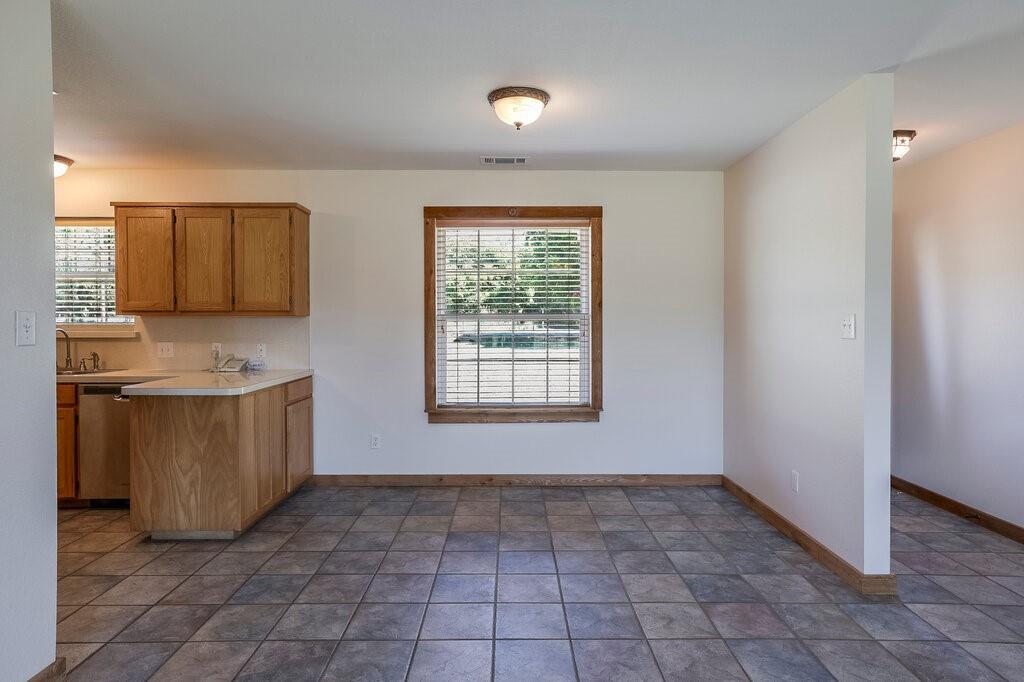 4024 J Rendon Road Property Photo 5