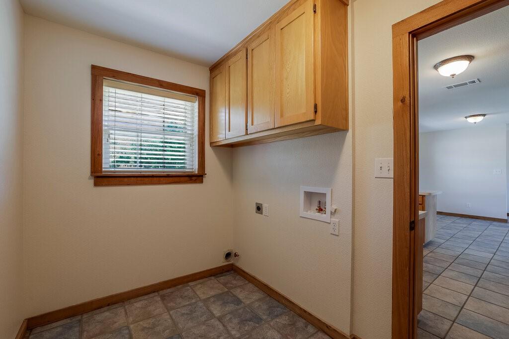 4024 J Rendon Road Property Photo 11