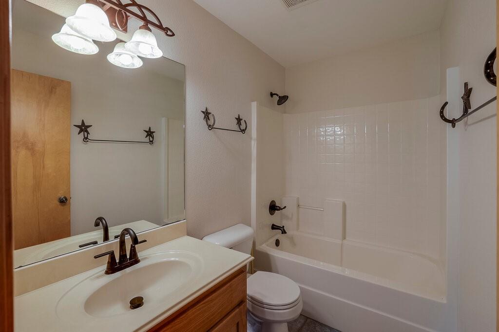 4024 J Rendon Road Property Photo 17