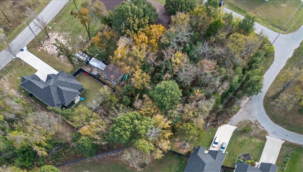 720 Oahu Loop Property Photo 8