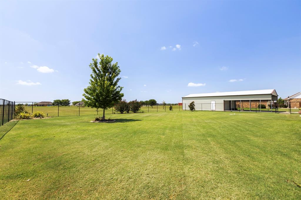 4055 Hackberry Circle Property Photo 4