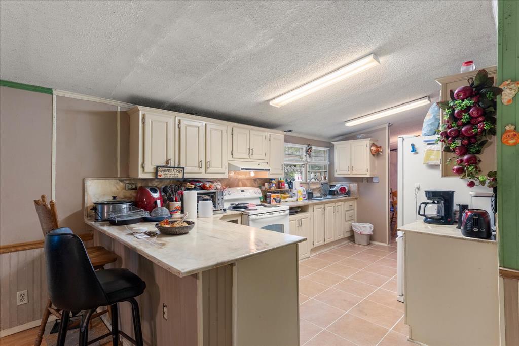 24709 N Us Highway 287 Property Photo 18