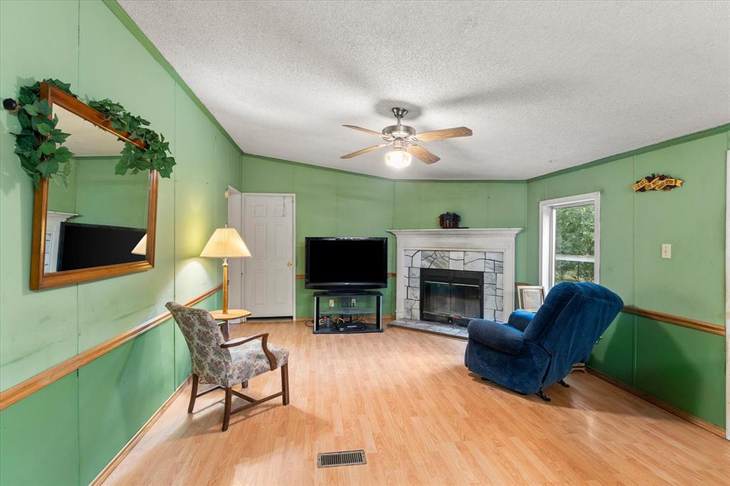 24709 N Us Highway 287 Property Photo 25