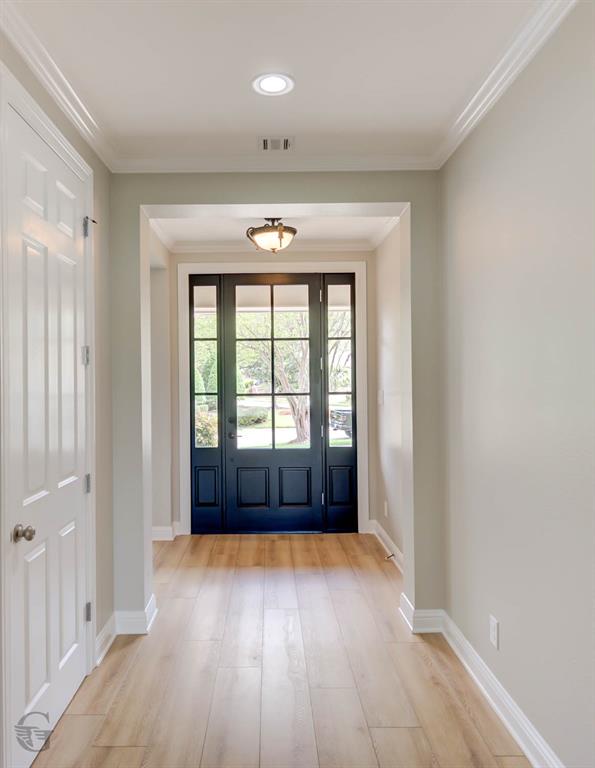 24 Waterbury Drive Property Photo 9