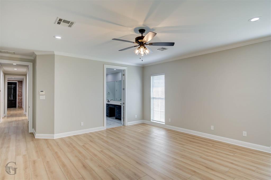 24 Waterbury Drive Property Photo 16